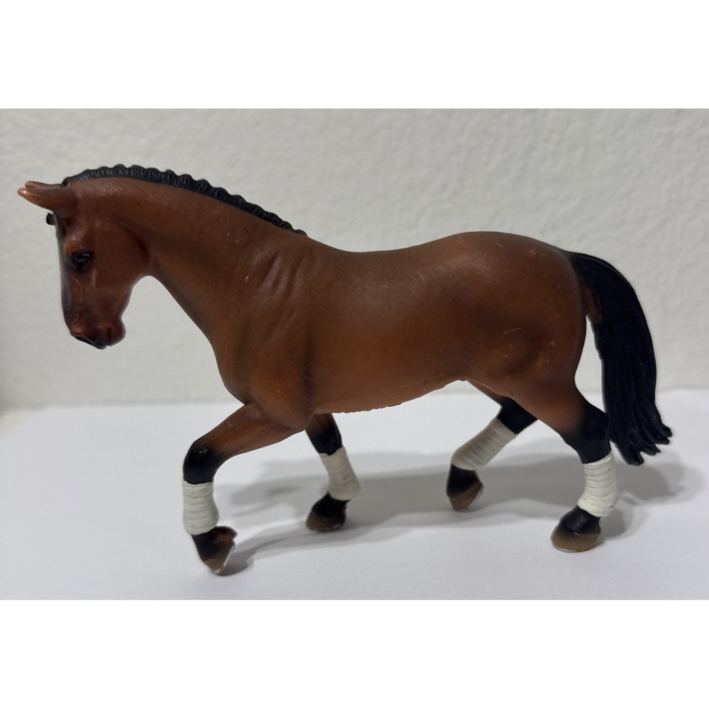 2004 Schleich Hanoverian Mare Dressage Horse Figure Retired Model 1329